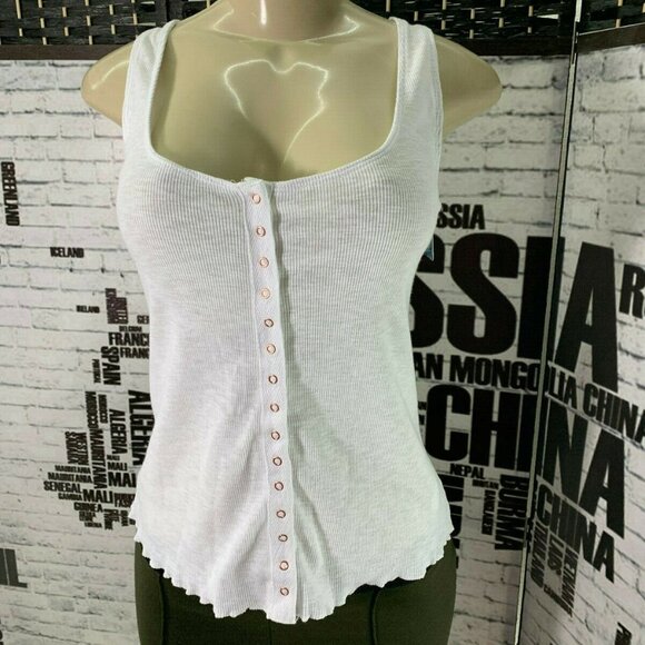 Free People White Snap Front Scoop Neck Tank Top - Picture 1 of 6